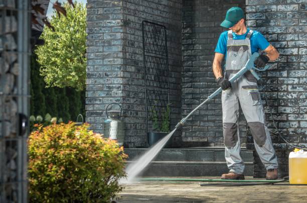Animal Enclosure Cleaning in Kyle, SD